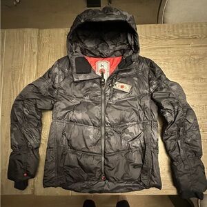 KRU V Power Camo Fade Down Coat - NWT S